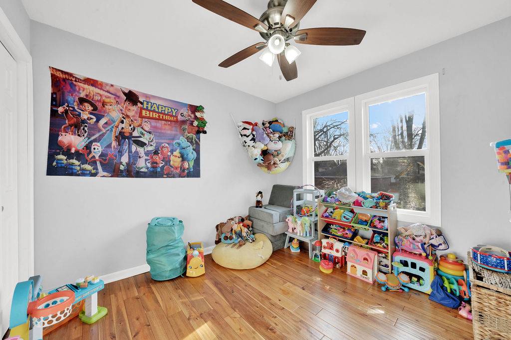 Lansing, IL 60438,18006 Oakwood AVE