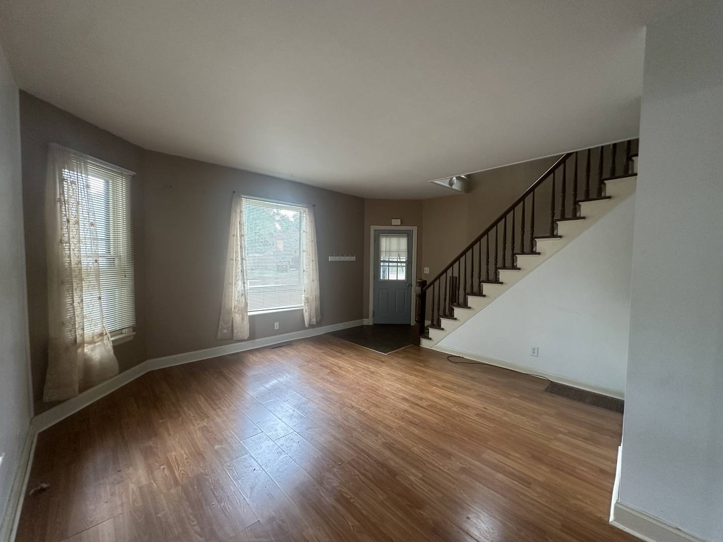 Morrison, IL 61270,107 W South ST