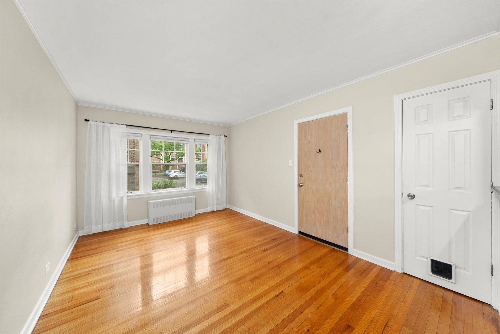 Oak Park, IL 60302,213 N Marion ST #1C