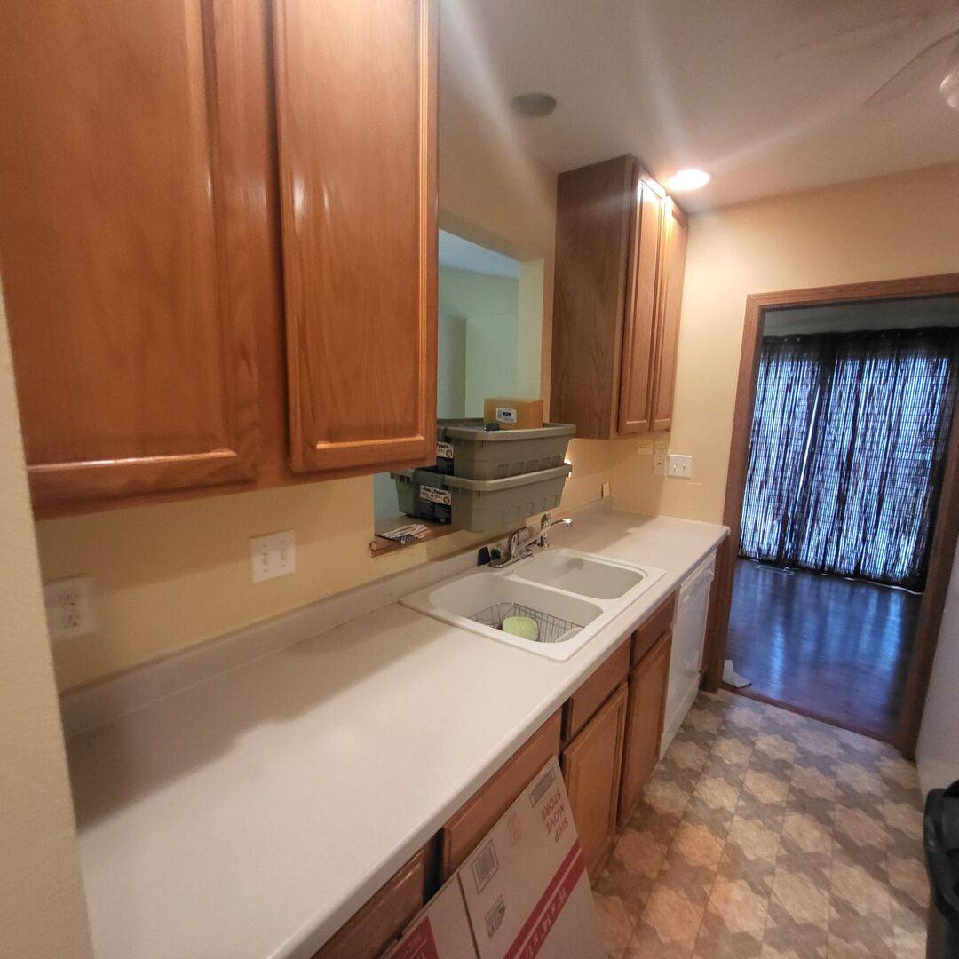 Ottawa, IL 61350,2710 Deer CT #1