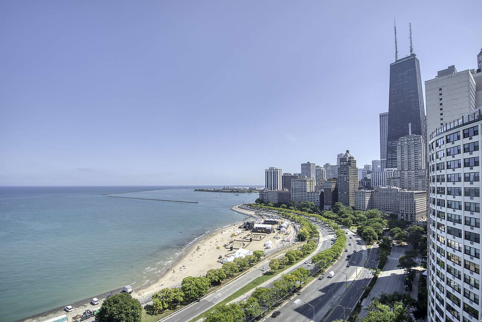 Chicago, IL 60610,1212 N Lake Shore DR #21AS