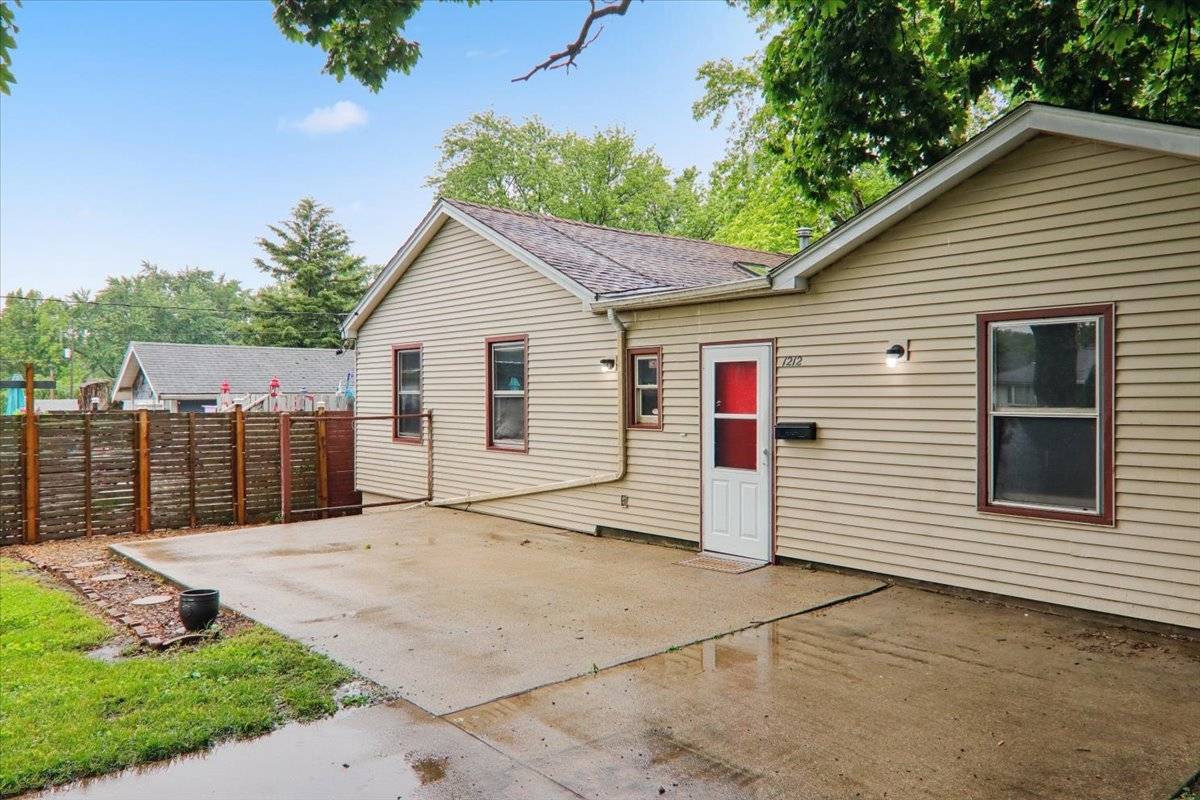 Bloomington, IL 61701,1212 Colton AVE