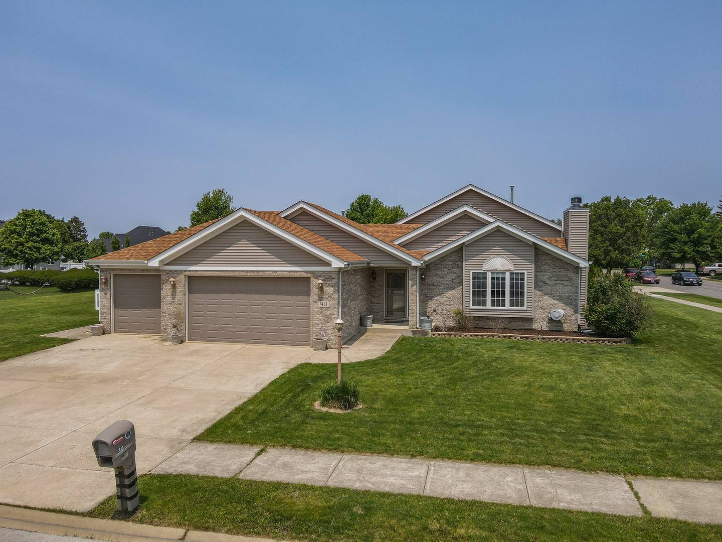 Manteno, IL 60950,413 W Cook ST