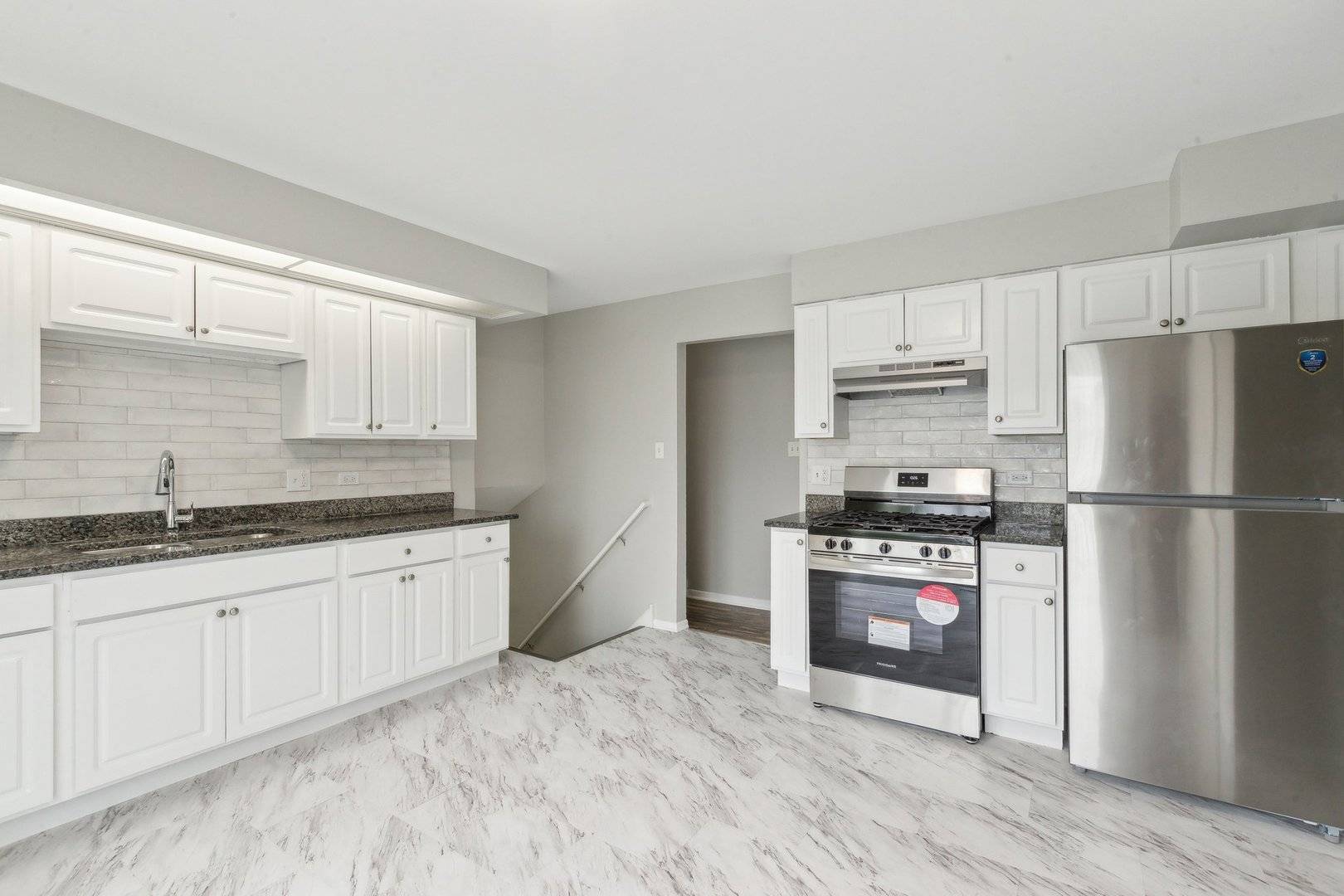 Country Club Hills, IL 60478,18951 Willow AVE