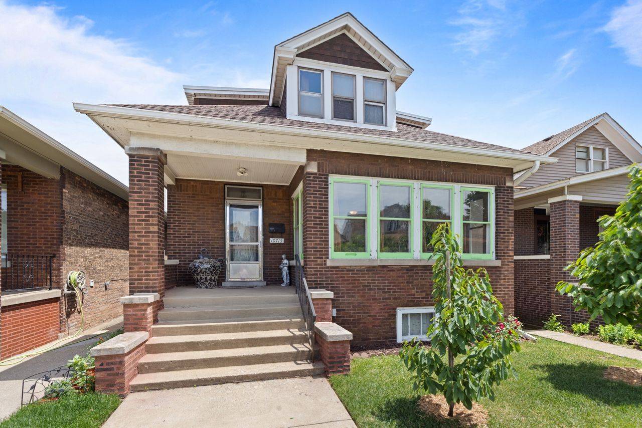 Chicago, IL 60617,10715 S Avenue G