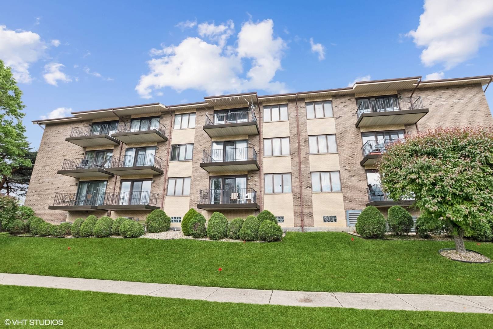 Oak Lawn, IL 60453,4009 W 93rd PL #2B