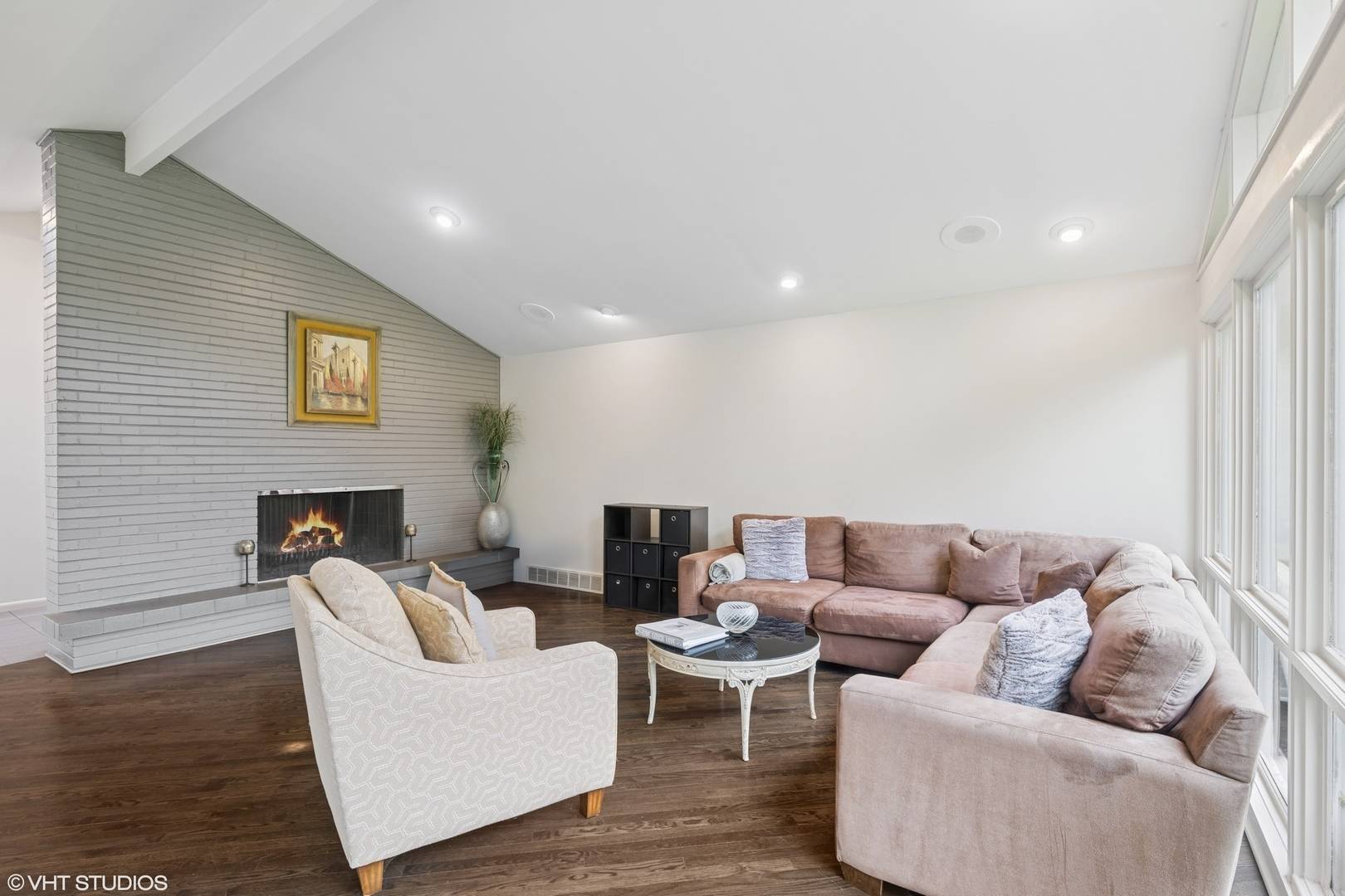 Highland Park, IL 60035,325 Seven Pines CIR