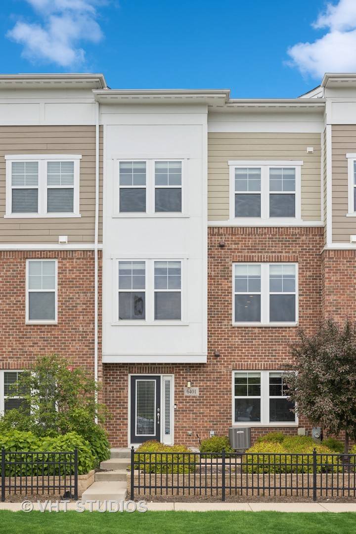 Woodridge, IL 60517,6401 Double Eagle DR
