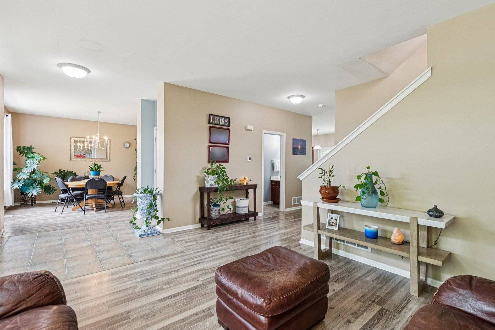 Round Lake, IL 60073,1885 W Greenleaf CT
