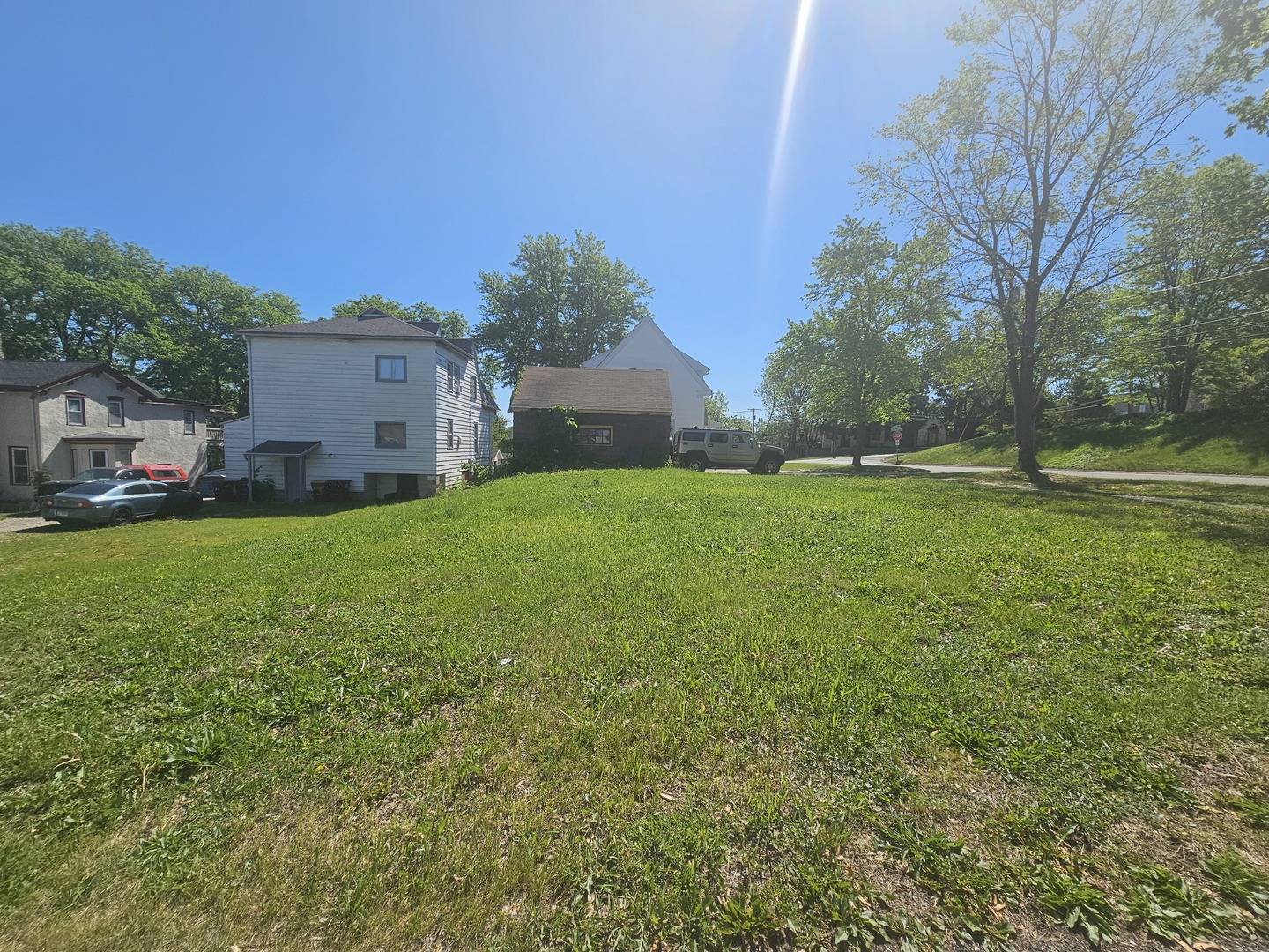 Rockford, IL 61103,409 Reynolds ST