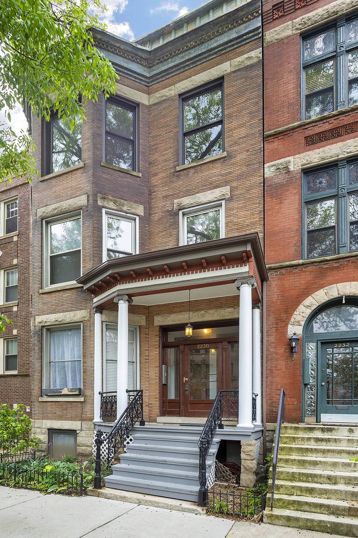 Chicago, IL 60614,2230 N Kenmore AVE #2