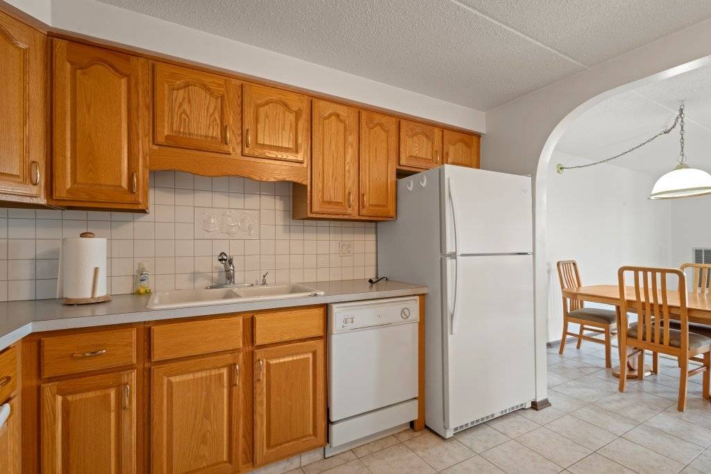 Norridge, IL 60706,6950 W Forest Preserve DR #215