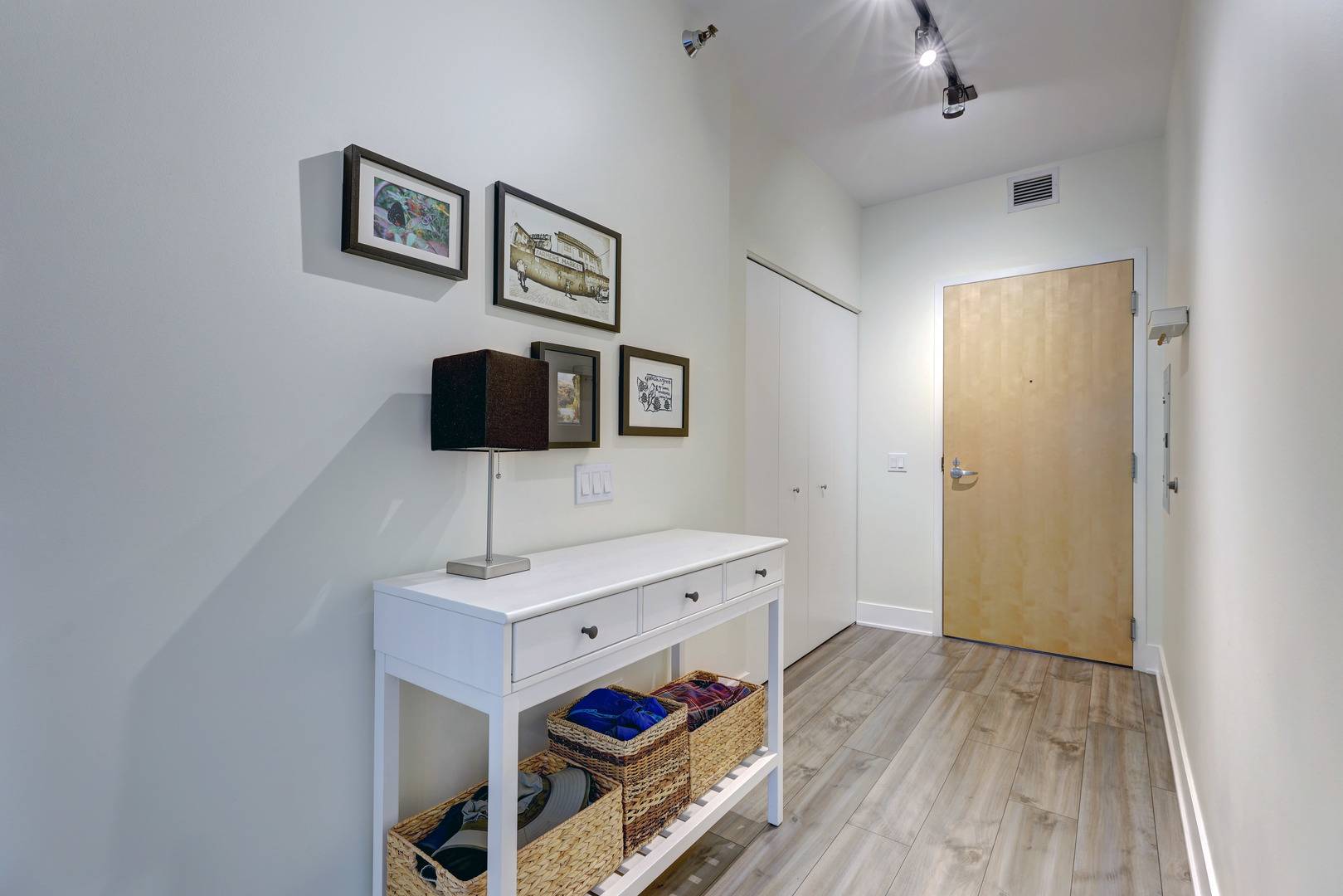 Chicago, IL 60607,125 S GREEN ST #705A