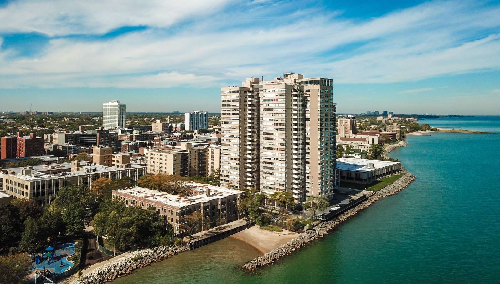 Chicago, IL 60660,6301 N Sheridan RD #22N