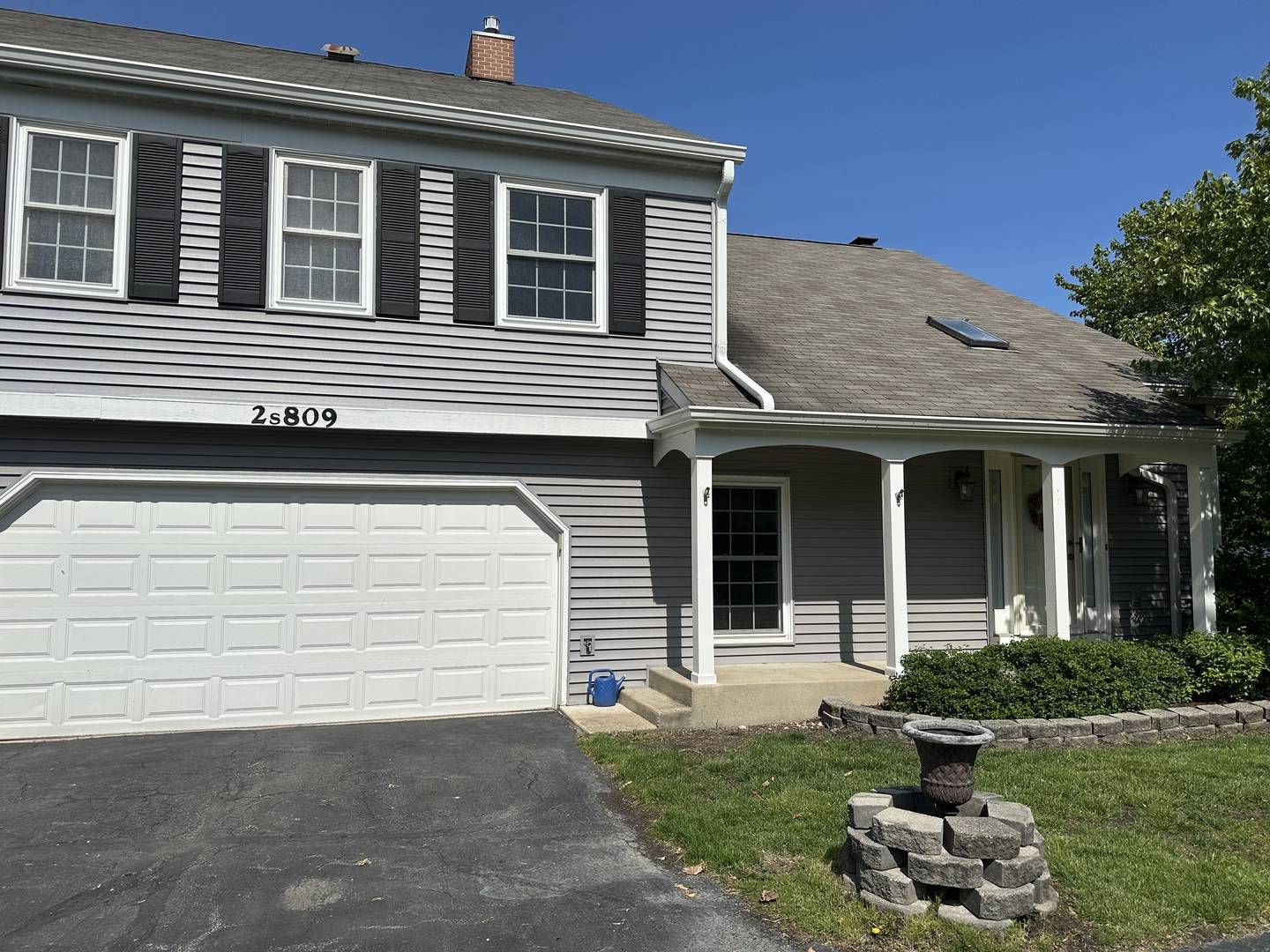 Warrenville, IL 60555,2S809 Grove LN