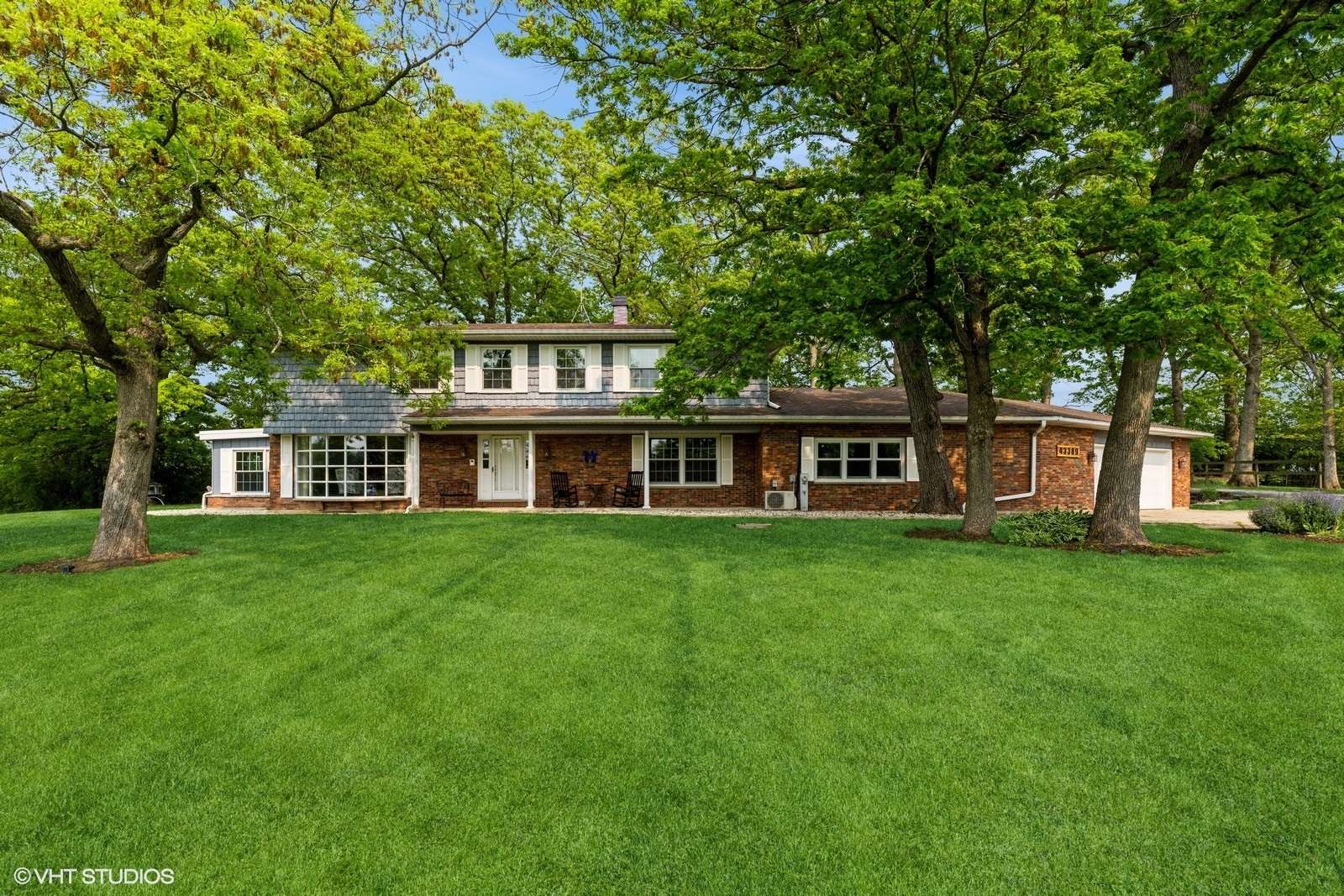 Zion, IL 60099,43389 N Oakcrest LN N