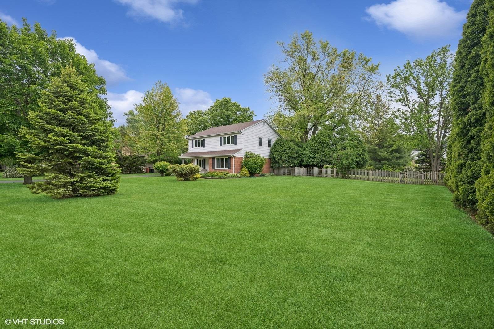 Prospect Heights, IL 60070,211 W Kenilworth AVE