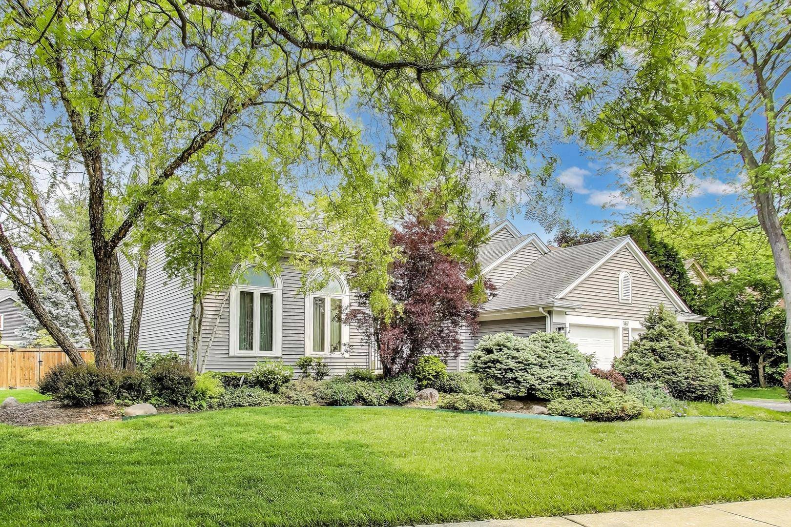 Vernon Hills, IL 60061,167 Southfield DR
