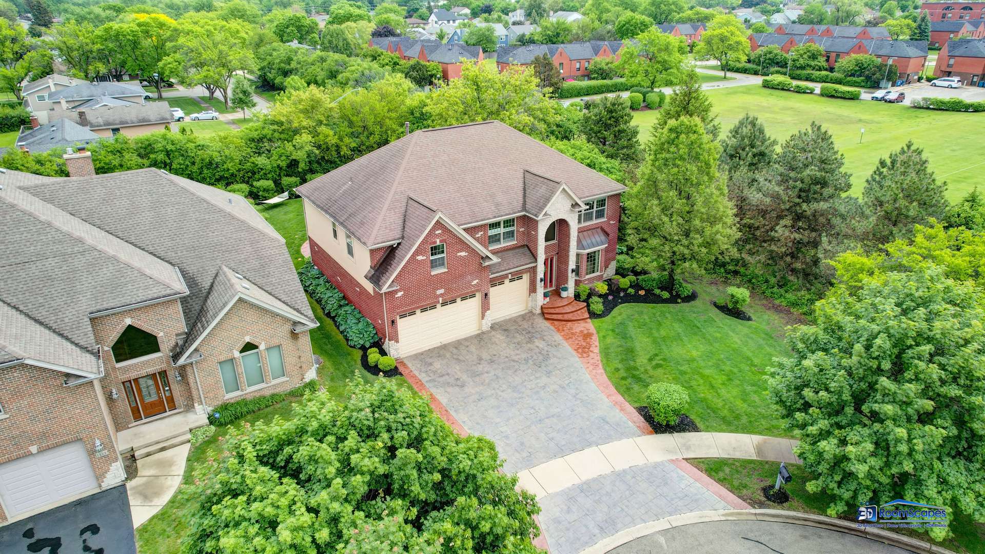 Arlington Heights, IL 60005,1535 S Douglas AVE