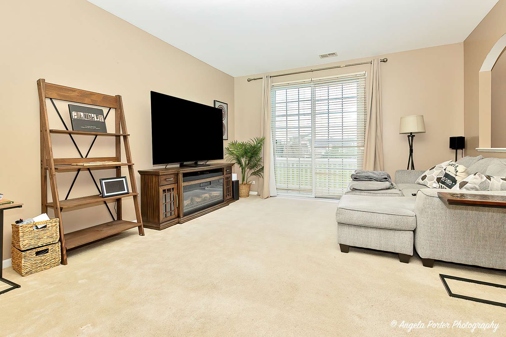 Mchenry, IL 60050,4219 Savoy LN #4219