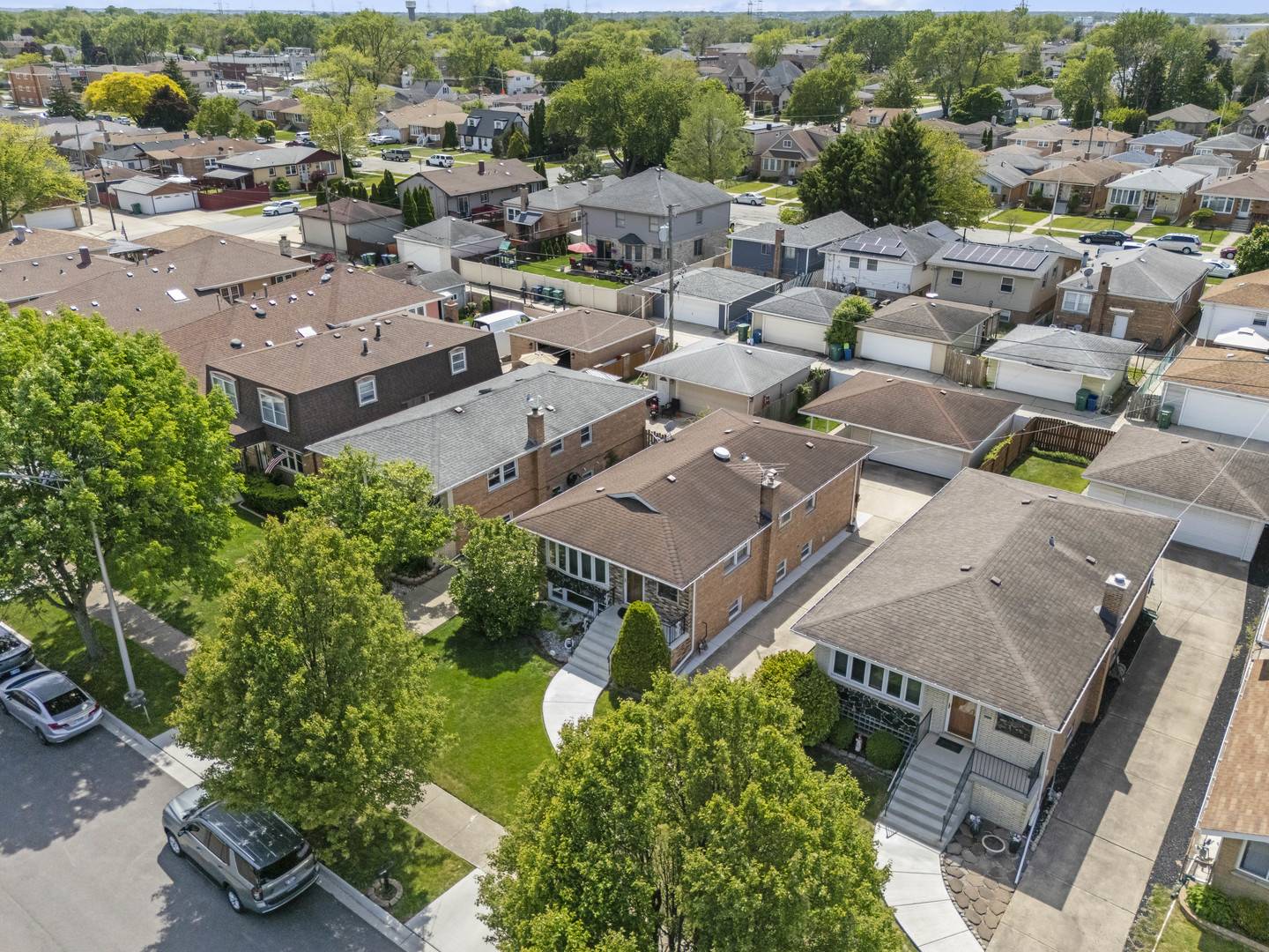 Burbank, IL 60459,7728 Natchez AVE