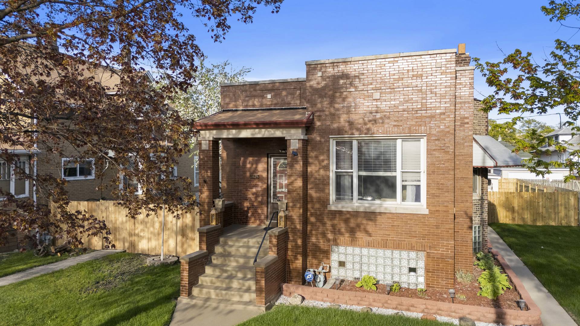 Cicero, IL 60804,2625 S 60th CT