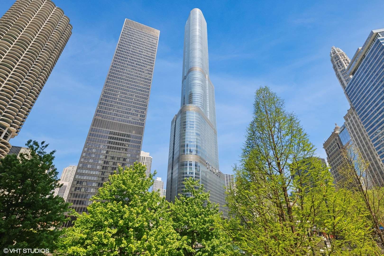 Chicago, IL 60611,401 N Wabash AVE #54E