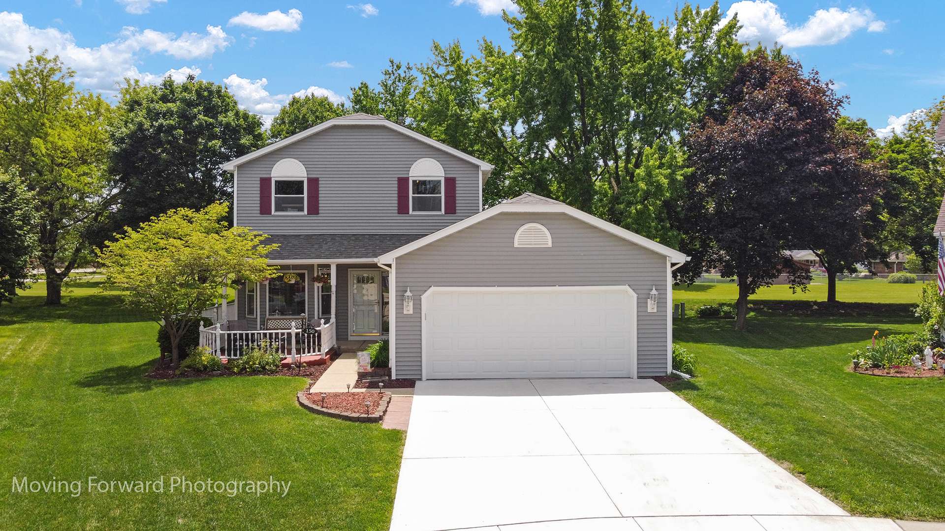 Sugar Grove, IL 60554,150 Meadows CT