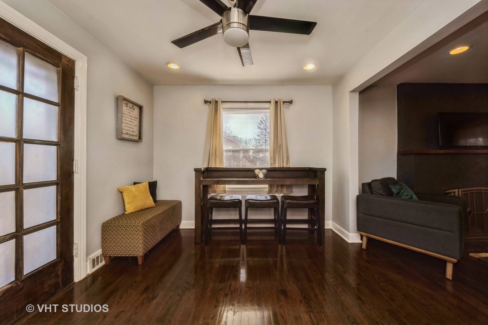 Crete, IL 60417,221 Cornwall DR