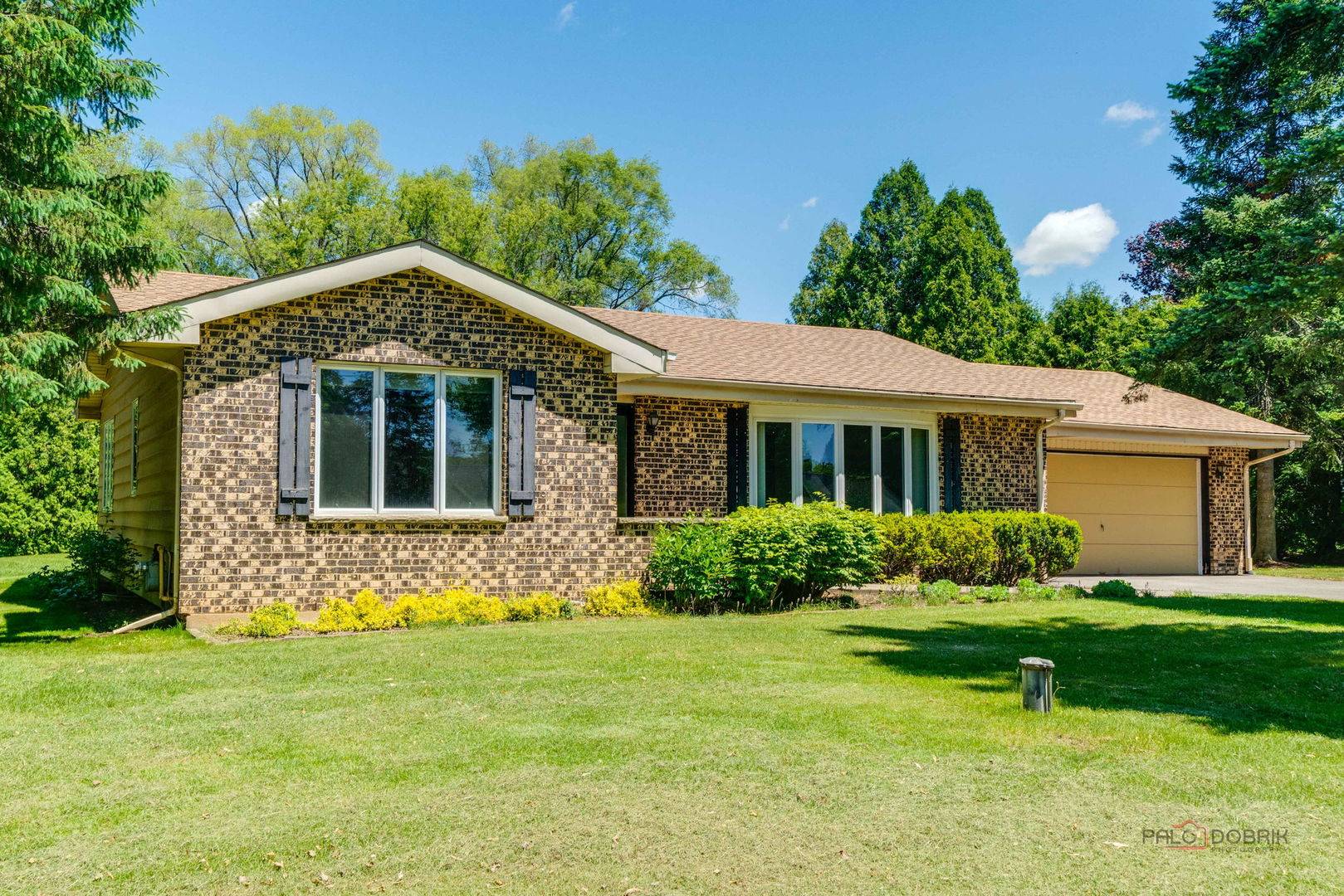 Wauconda, IL 60084,26709 N Cherrywood LN