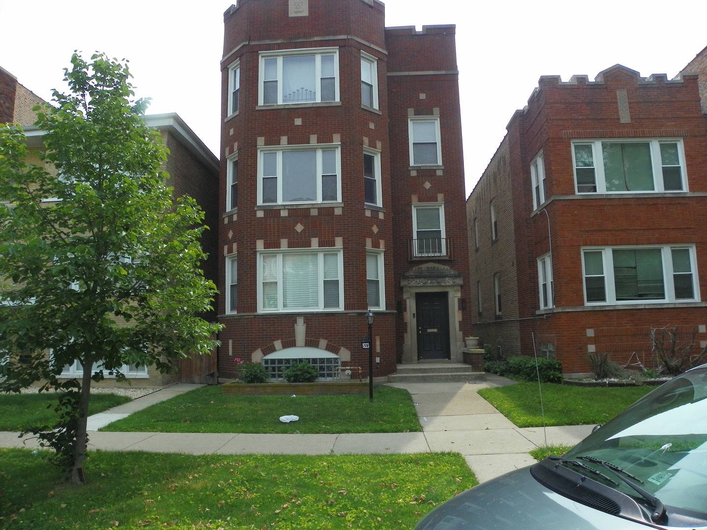 Chicago, IL 60619,8223 S Langley AVE