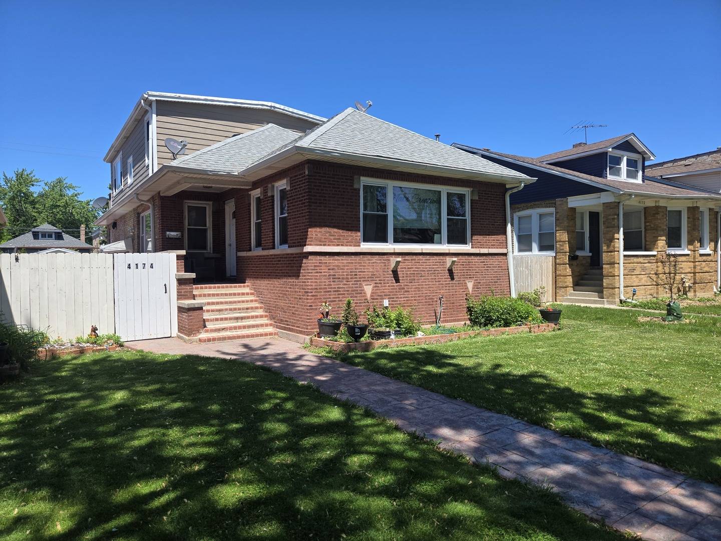Chicago, IL 60641,4174 W Nelson ST #1