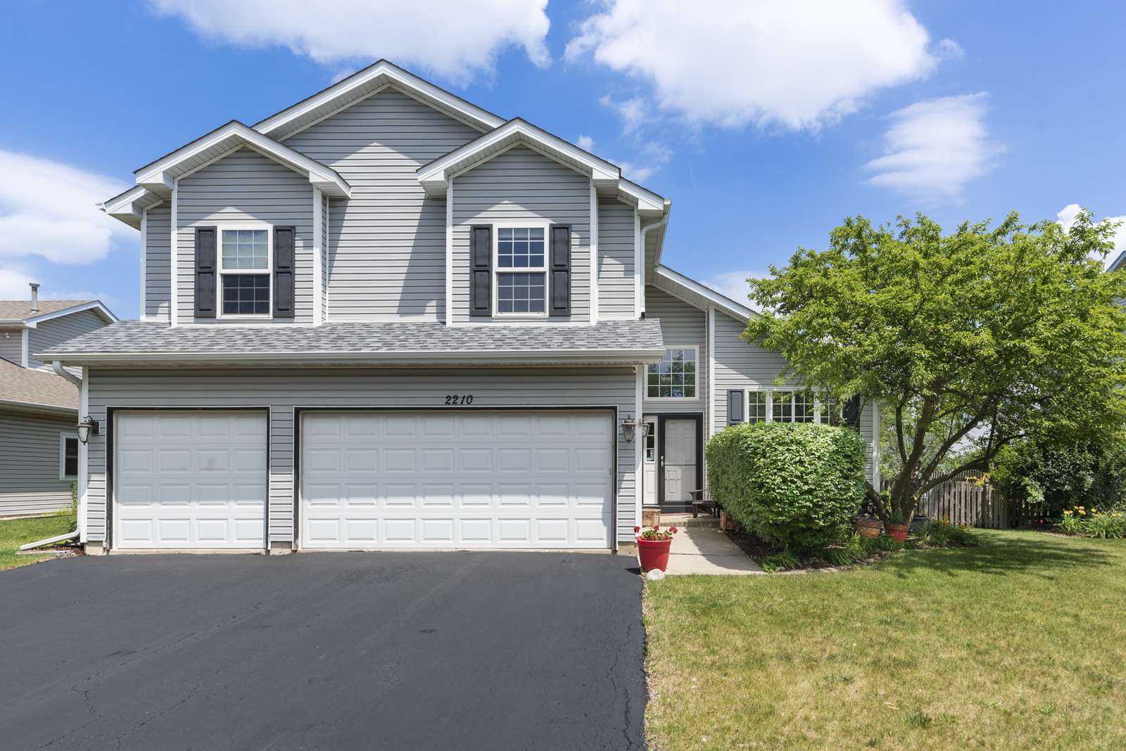 Plainfield, IL 60586,2210 Falcon DR