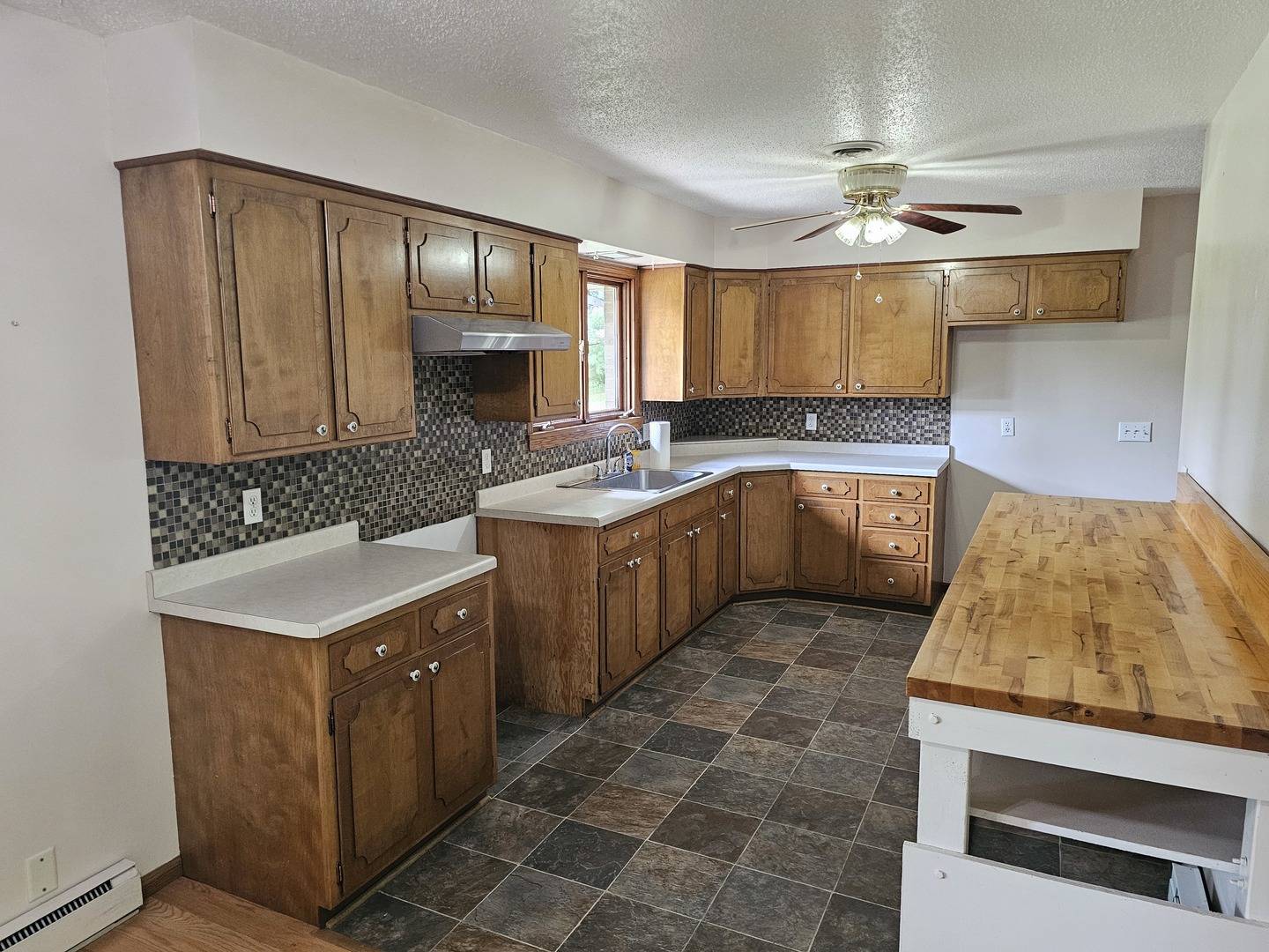 Sterling, IL 61081,23025 Hazel RD