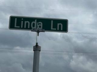 Sidney, IL 61877,205 Linda LN