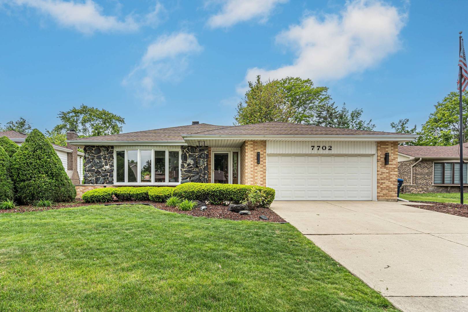 Darien, IL 60561,7702 Stratford PL