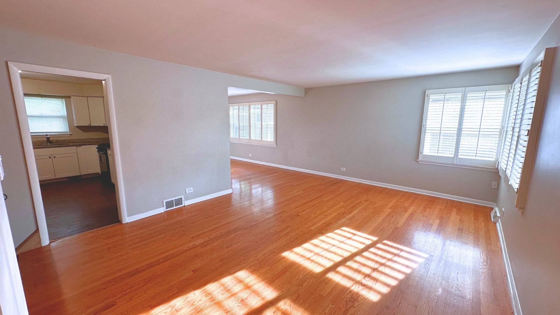 Homewood, IL 60430,1431 WILLOW RD