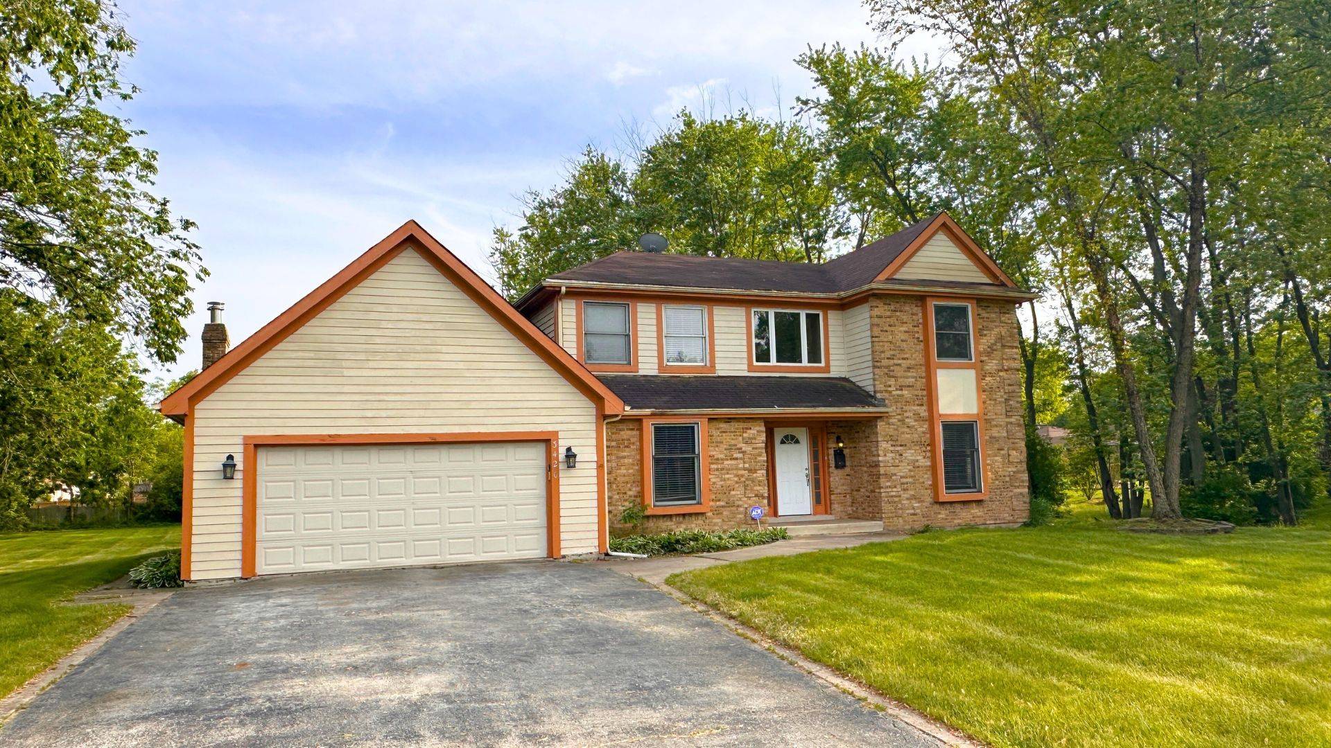 Olympia Fields, IL 60461,3420 203rd ST