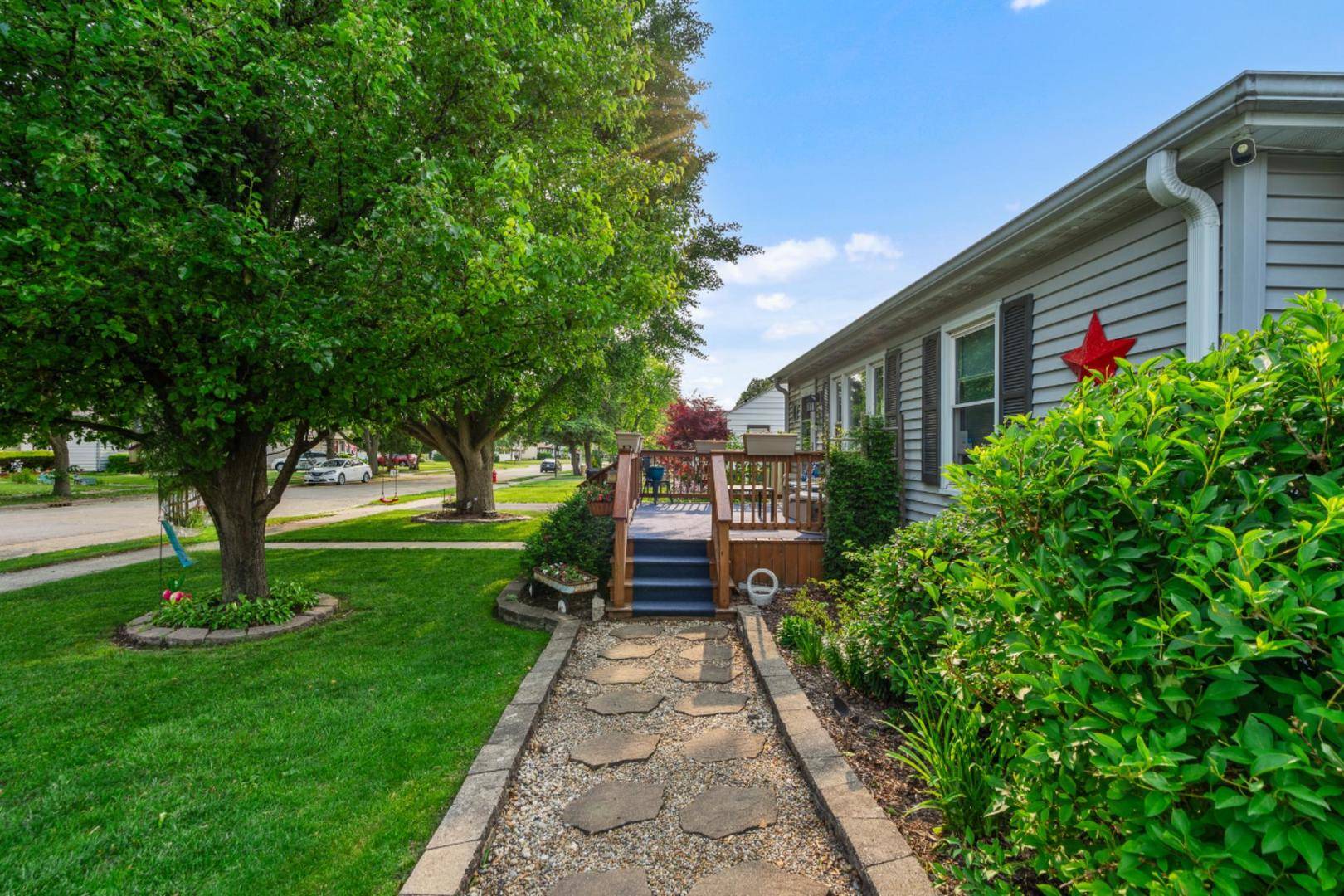 Joliet, IL 60435,1211 Schriber AVE
