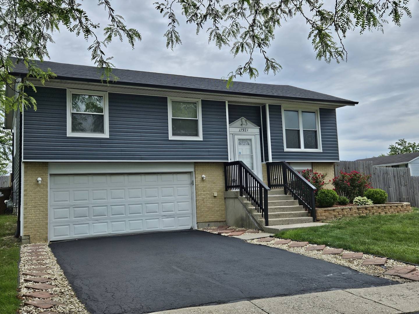 Hazel Crest, IL 60429,17921 Normandy LN