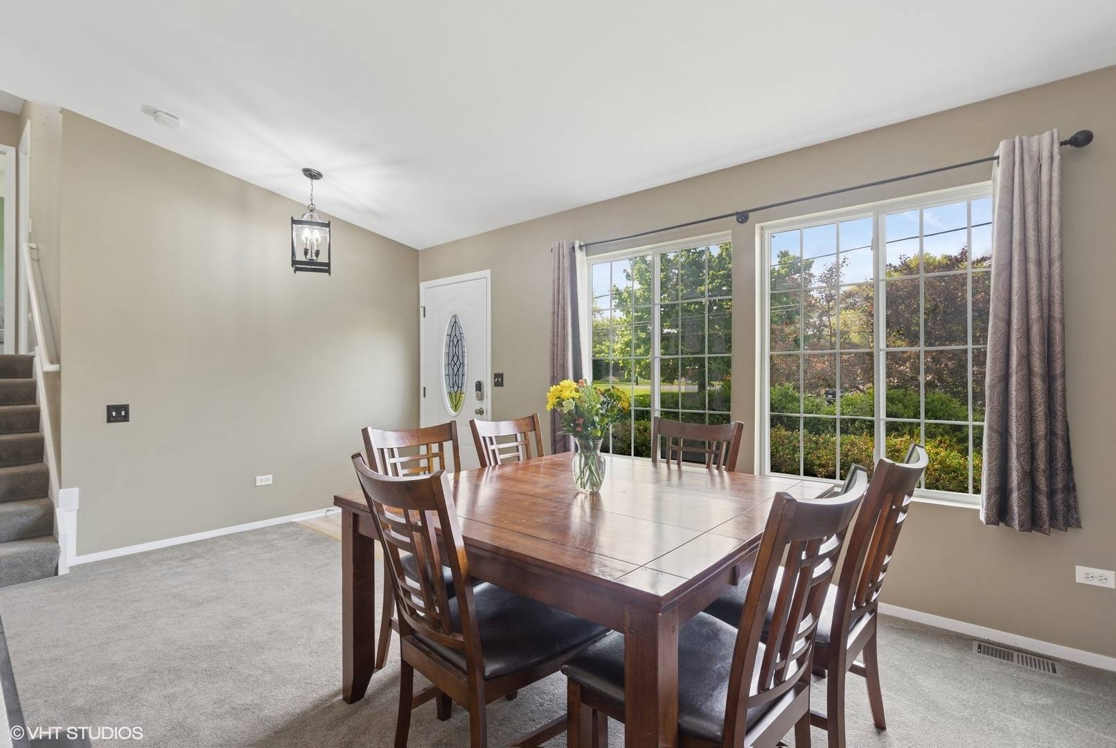 Lake Bluff, IL 60044,822 Foster AVE
