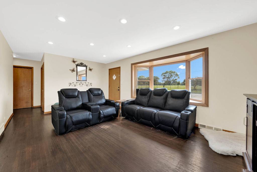Worth, IL 60482,11400 S RIDGELAND AVE