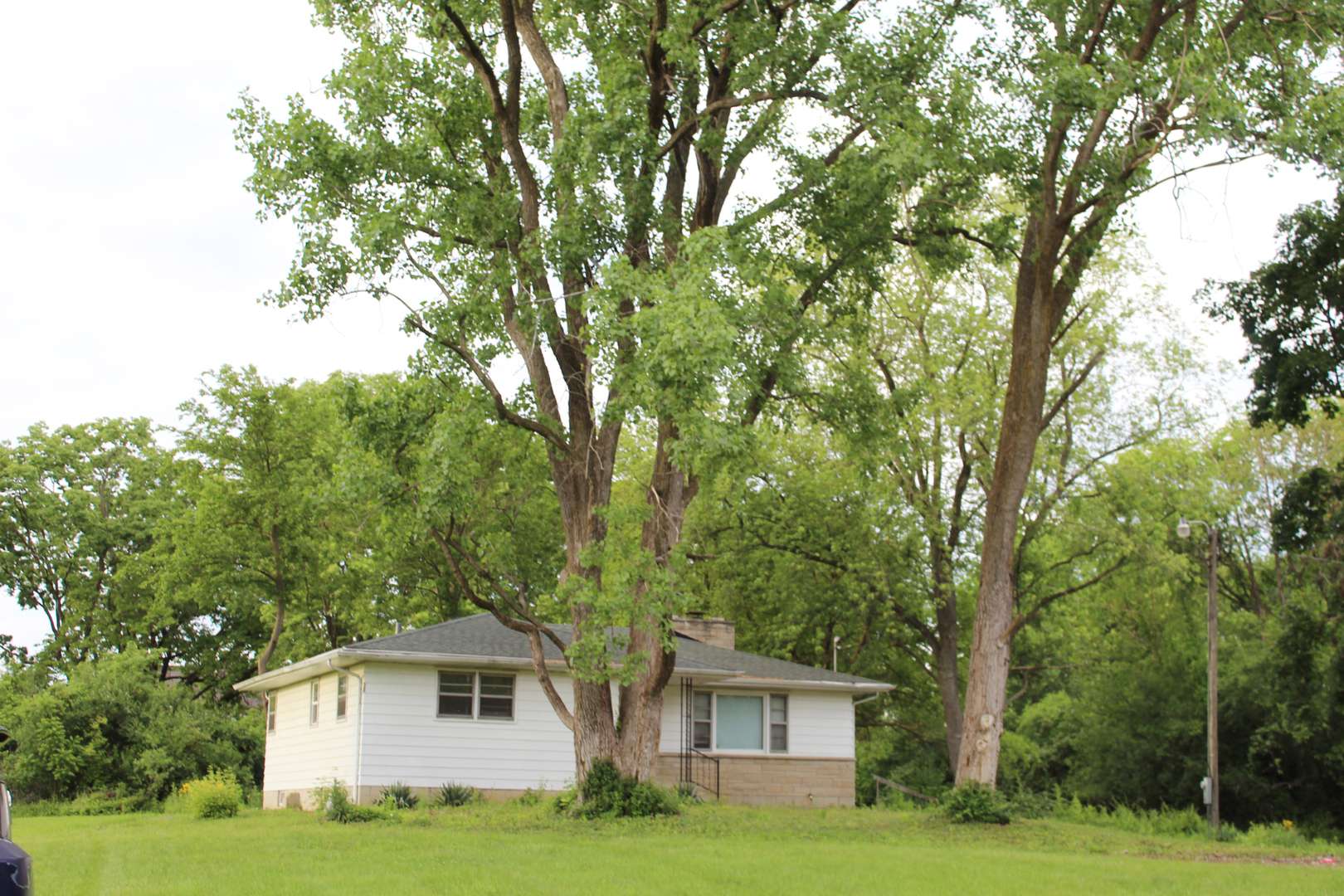 Joliet, IL 60432,2549 Golf RD