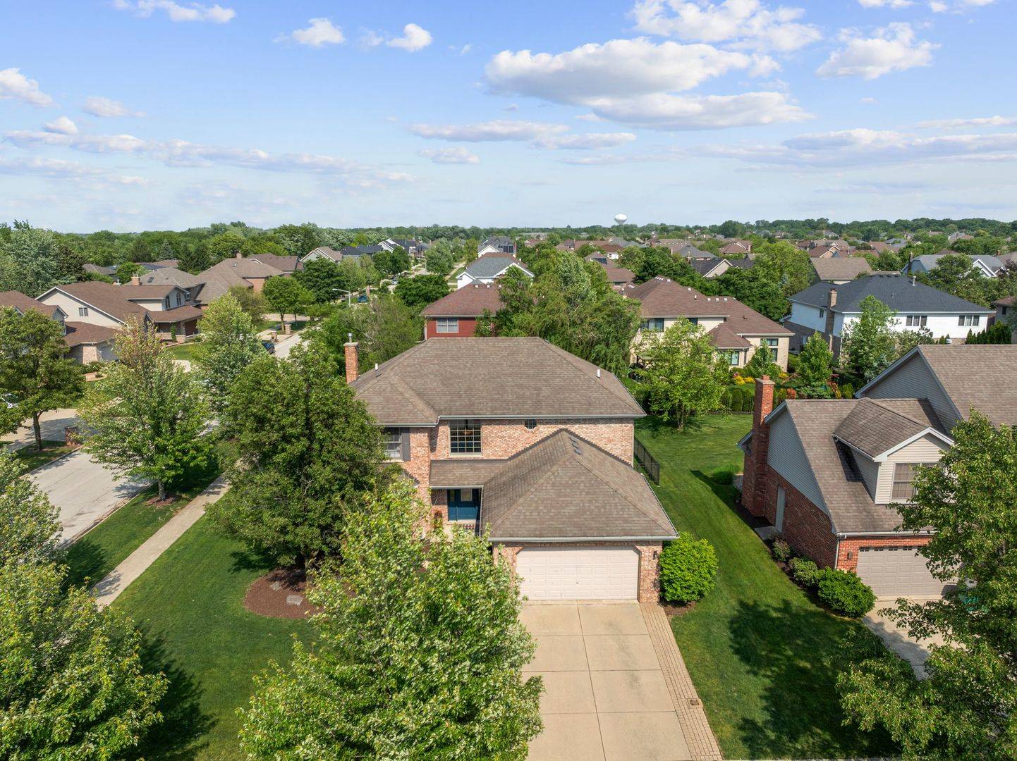 Lemont, IL 60439,1215 Pendleton DR