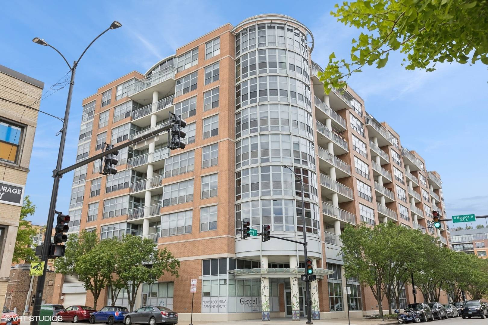 Chicago, IL 60607,1200 W Monroe ST #808
