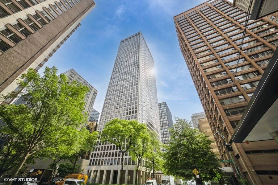 Chicago, IL 60611,260 E Chestnut ST #3505