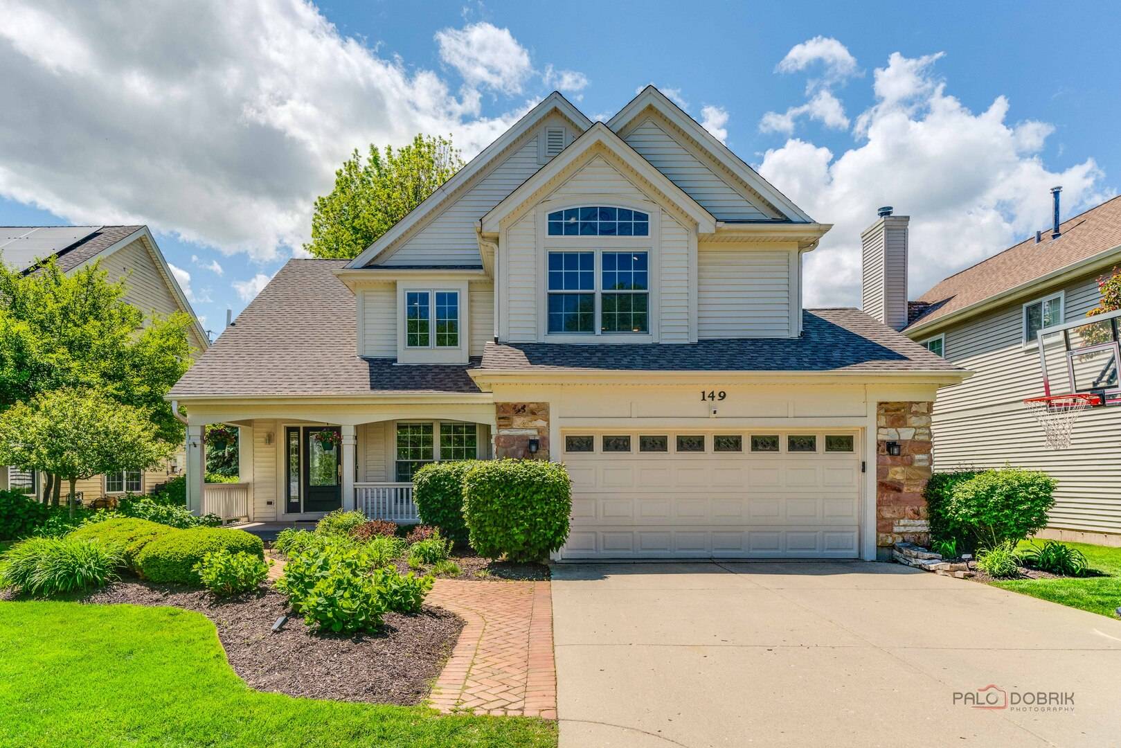 Buffalo Grove, IL 60089,149 Toulon DR