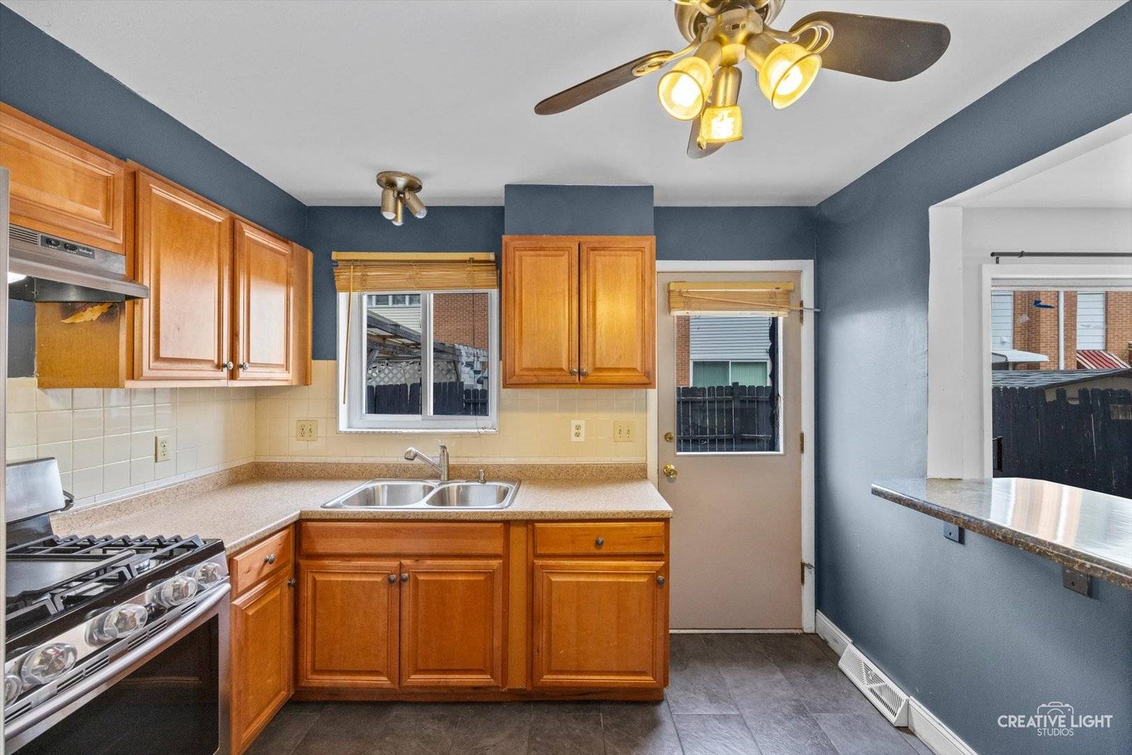 Niles, IL 60714,8044 W Lyons ST #B