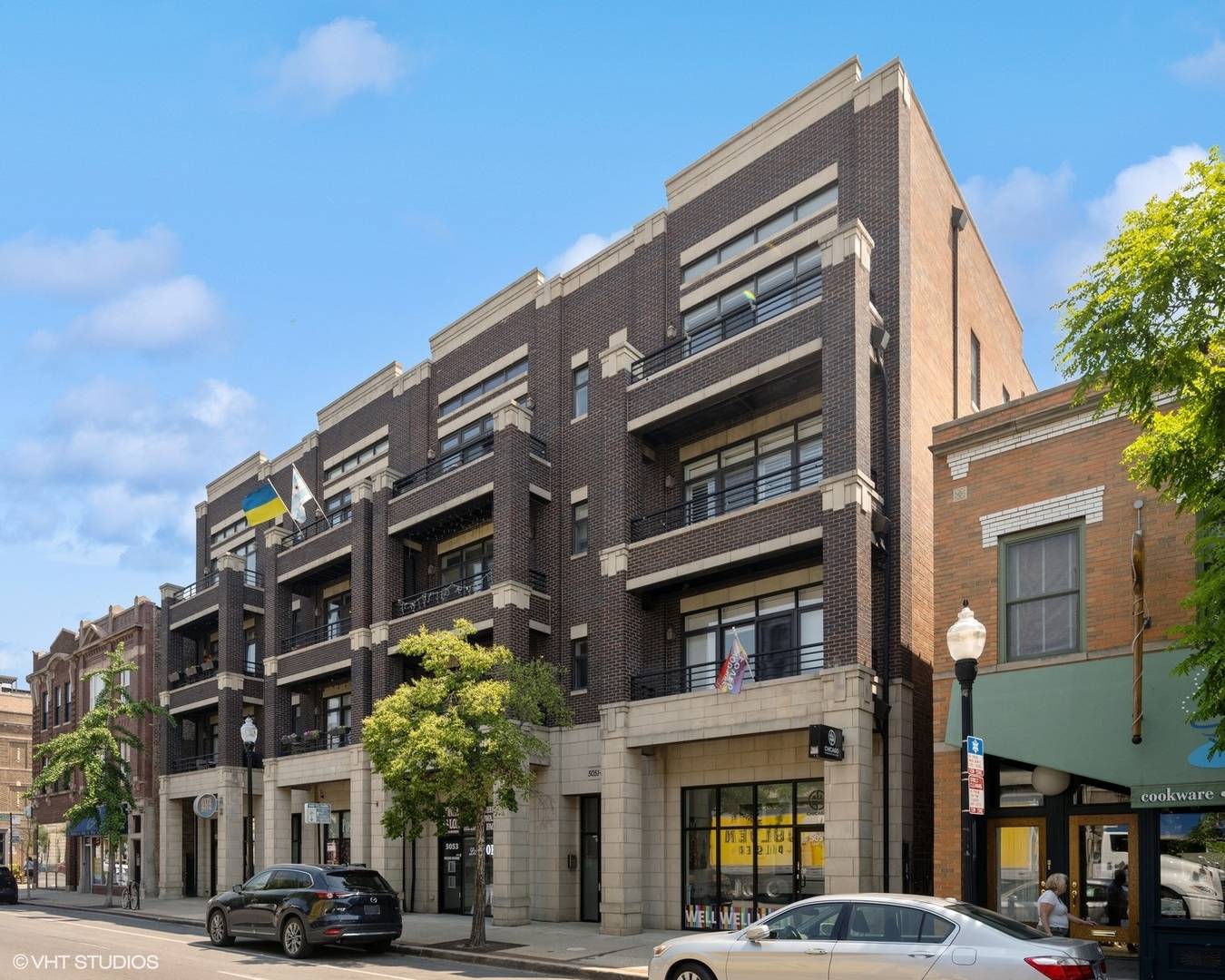 Chicago, IL 60640,5051 N CLARK ST #2S