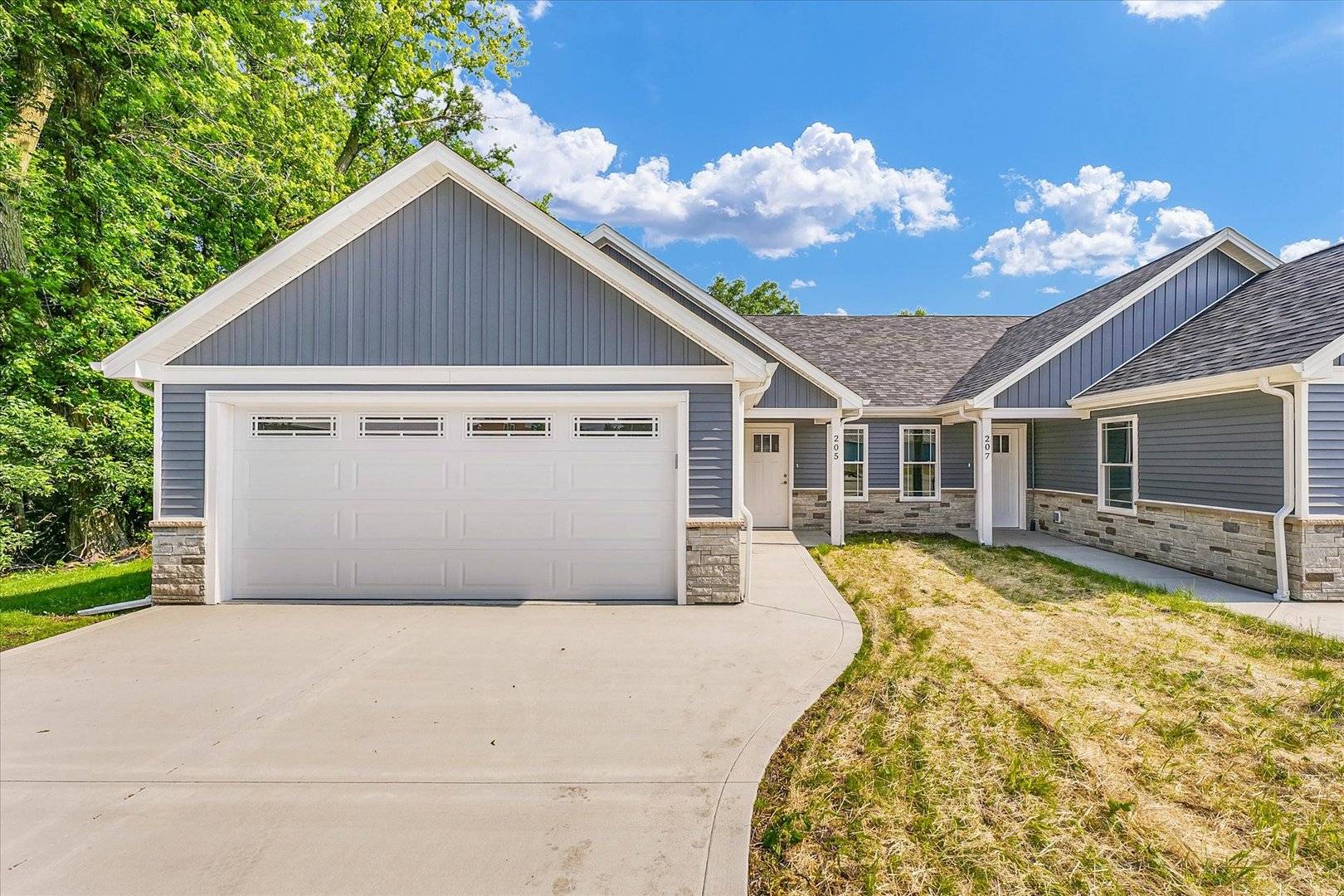 Fisher, IL 61843,205 E Fairfield ST